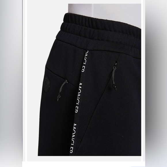 Moncler Men Bermuda Cotton Sweat Shorts Black New - Picture 3 of 6